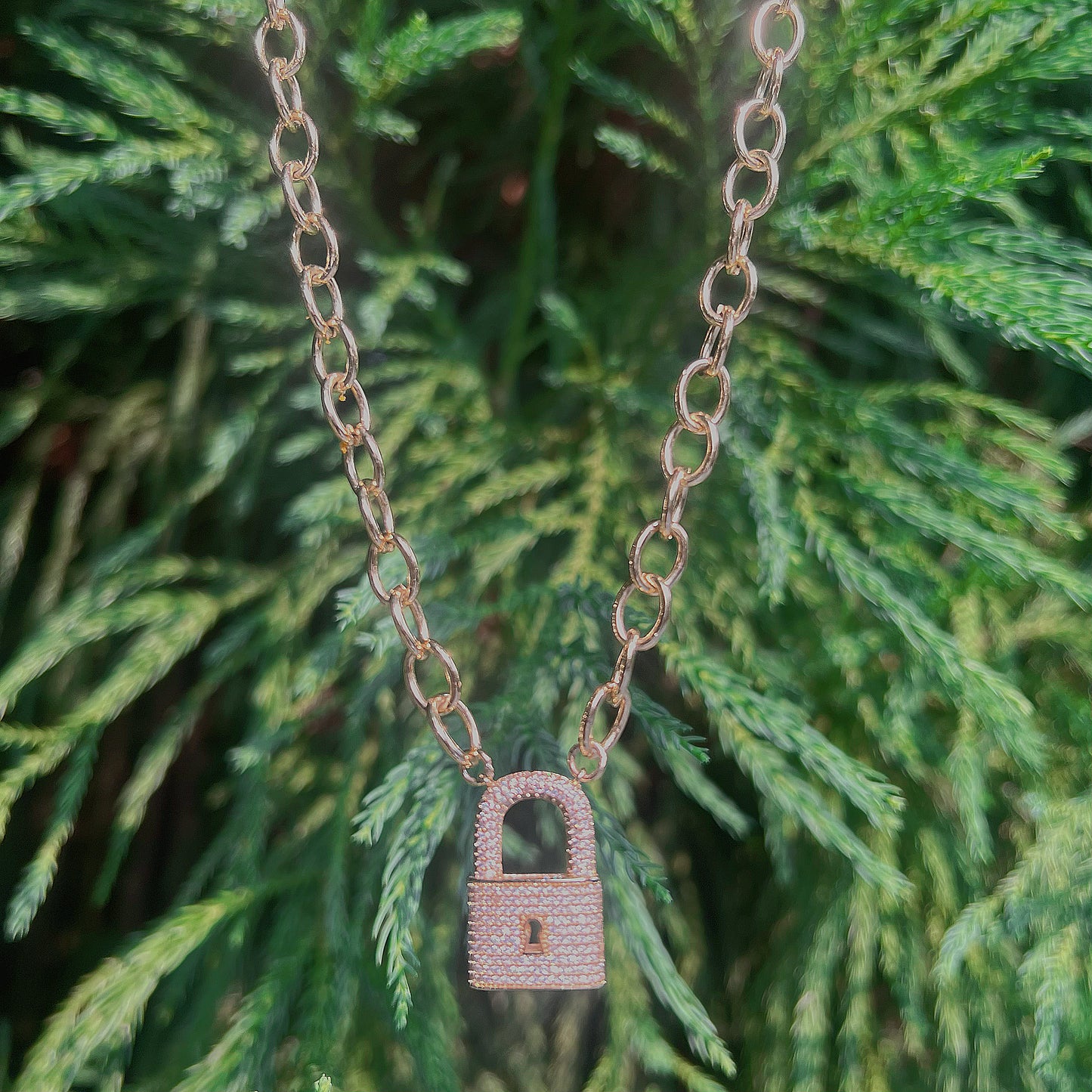 Sparkly "Lock & Chain" Necklace