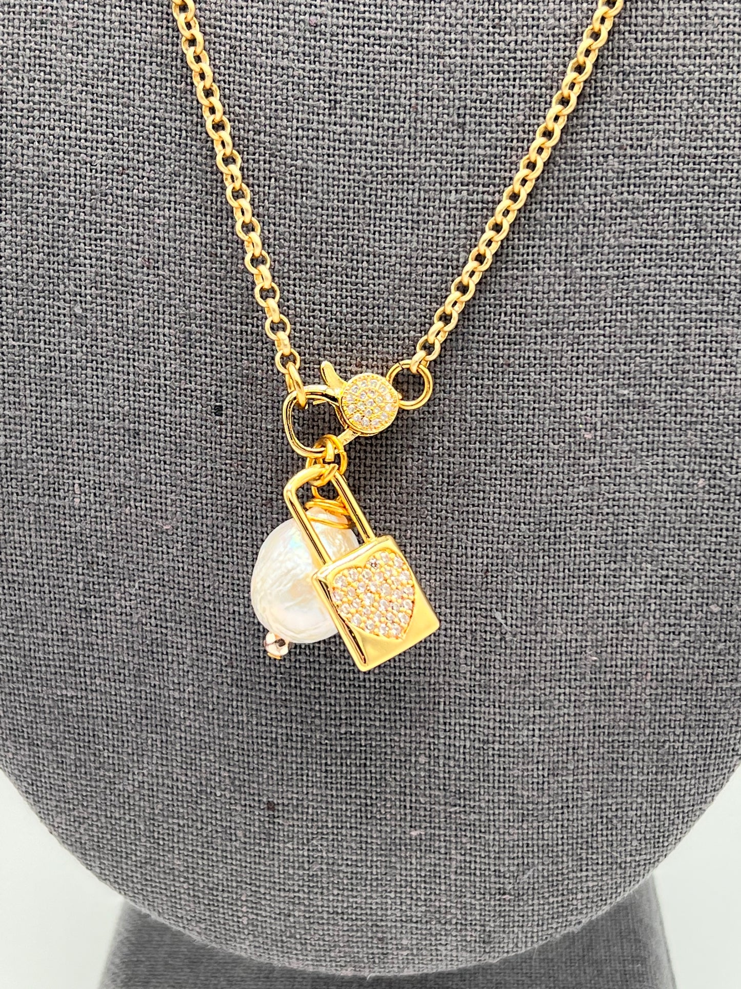 Pearl Drop on Matte Gold Mini Rolo Chain